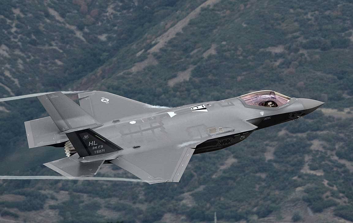 F-35, il Movimento cinque Stelle cambia idea: "Ha un'ottima tecnologia"