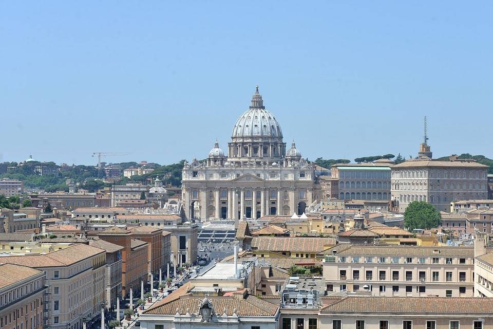 Terrorismo, a Bari somalo arrestato progettava attentati aSan Pietro