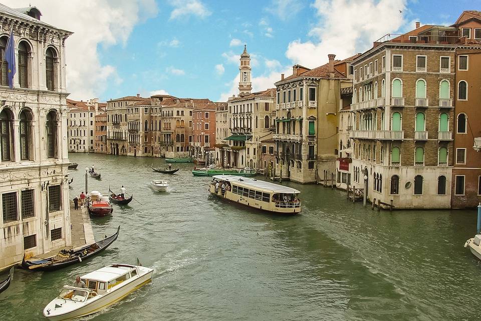"Tassa di sbarco" a Venezia: per entrare in città si dovrà pagare il biglietto