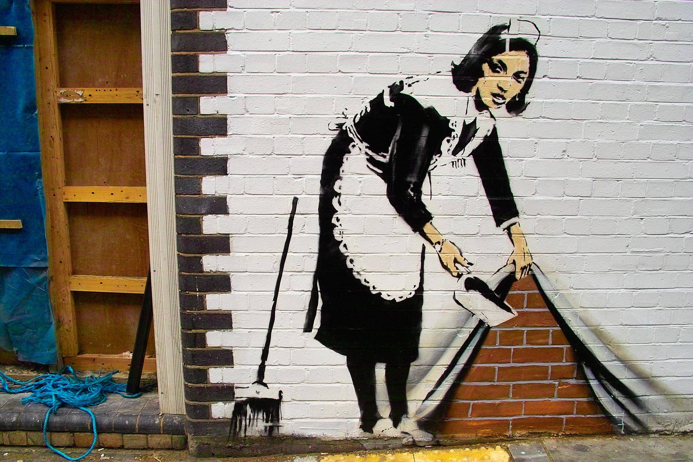 Banksy, 4 opere dello street artist scoperte in Sardegna