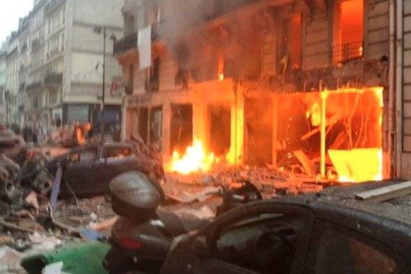 Esplosione Parigi Opéra