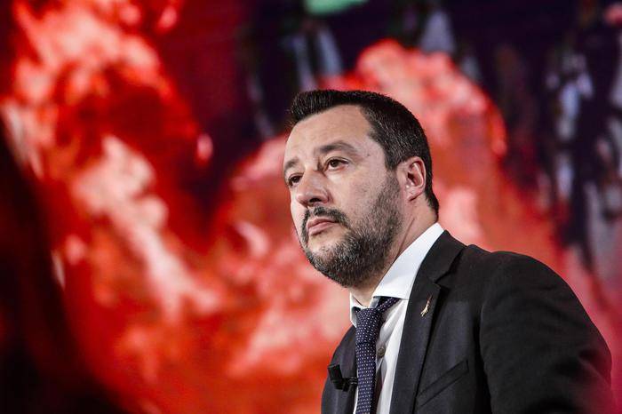 caso diciotti giunta immunità no processo matteo salvini