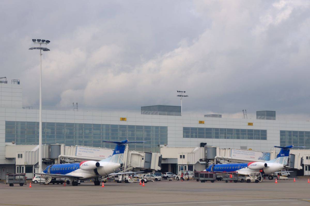 Belgio, sciopero generale dei controllori di volo: stop al traffico aereo
