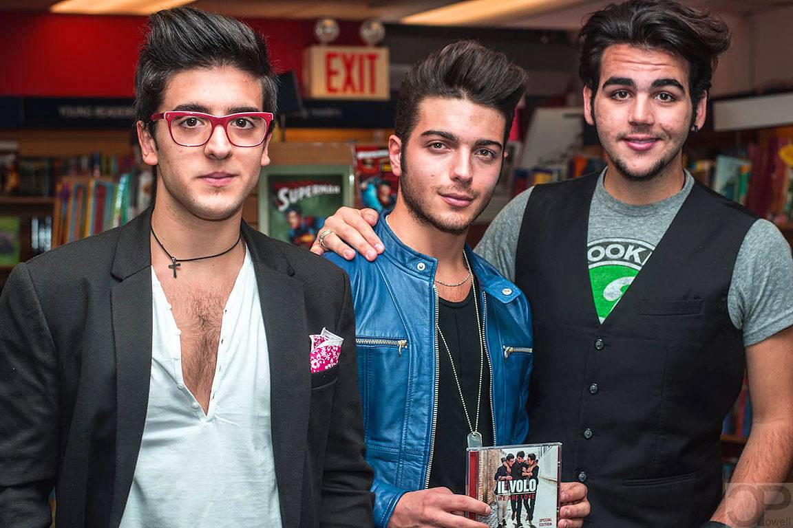 Nel nuovo disco del trio Il Volo, intitolato "Musica", ci sarà una canzone di Tiziano Ferro cantata dai tre