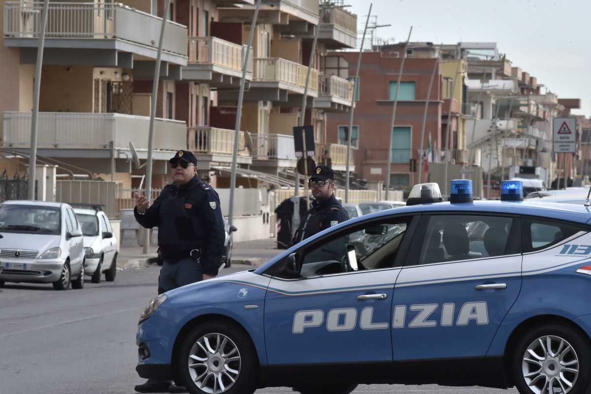 Milano, banda finti poliziotti