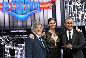 Stasera in tv, la programmazione della prima serata di venerdì 12 aprile