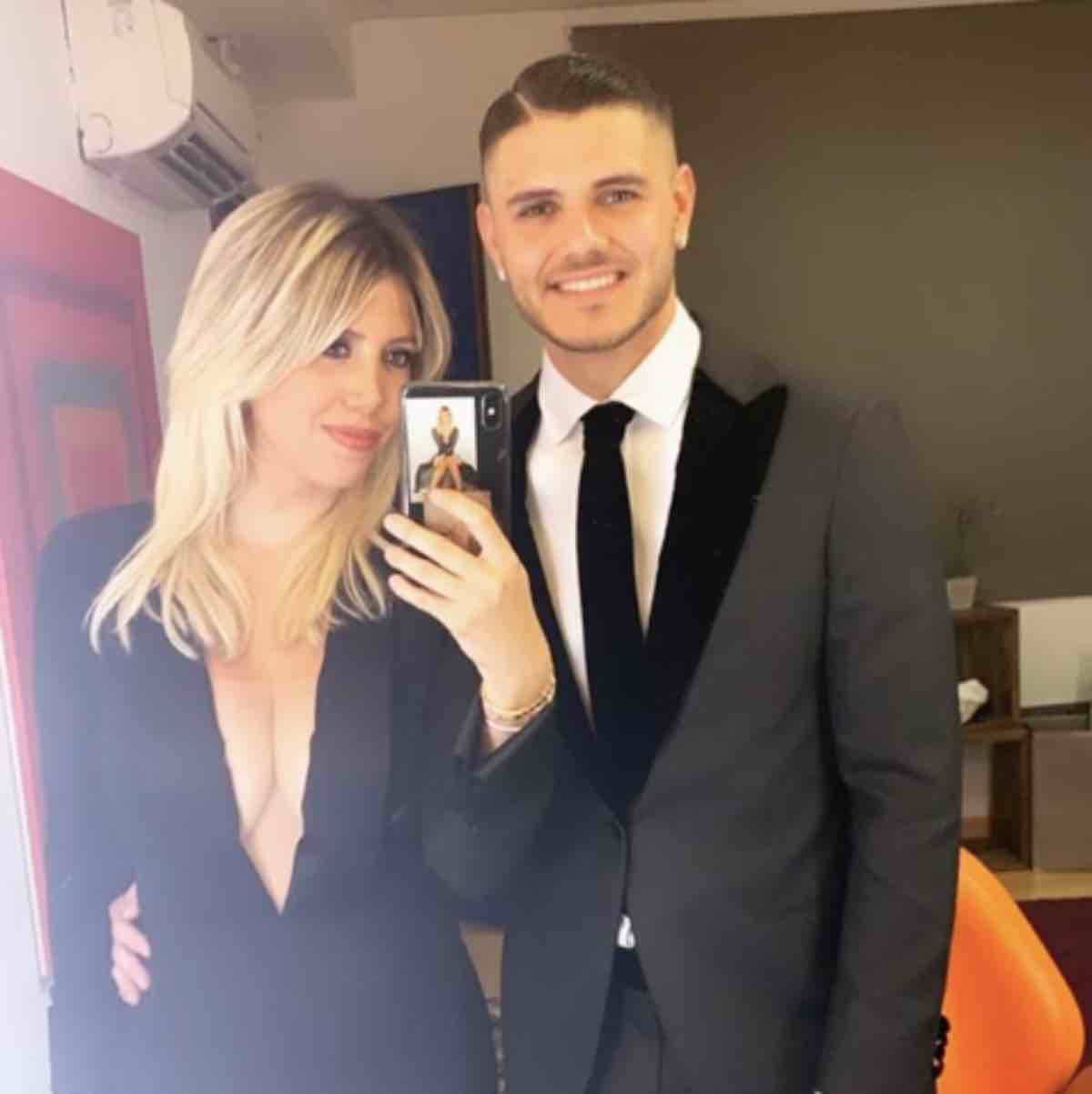 Wanda Nara, foto super sexy con Mauro Icardi: il web è scatenato