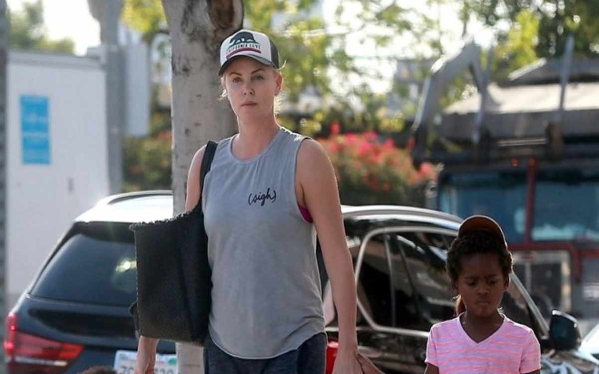 charlize theron figlio