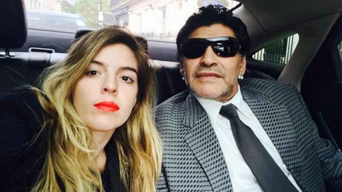 maradona auguri figlia dalma