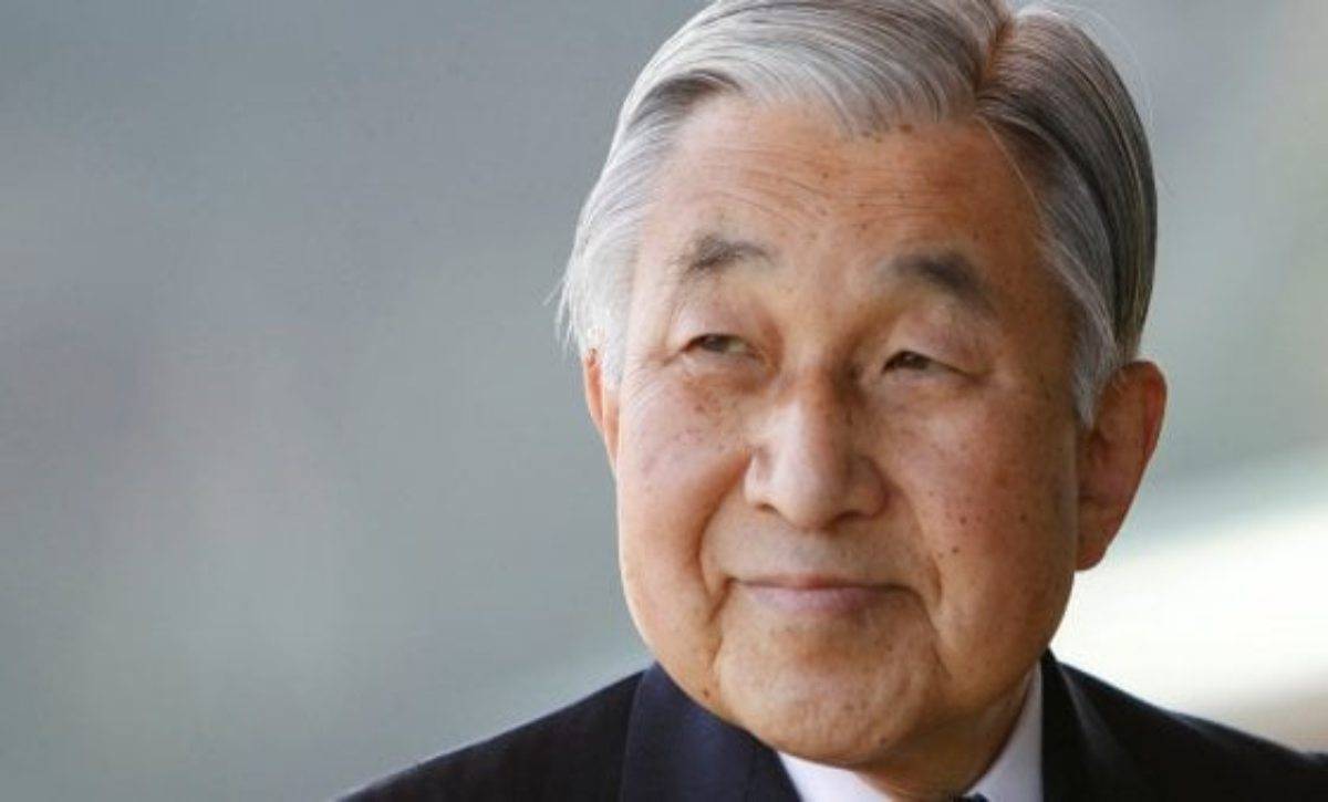 imperatore akihito giappone abdica