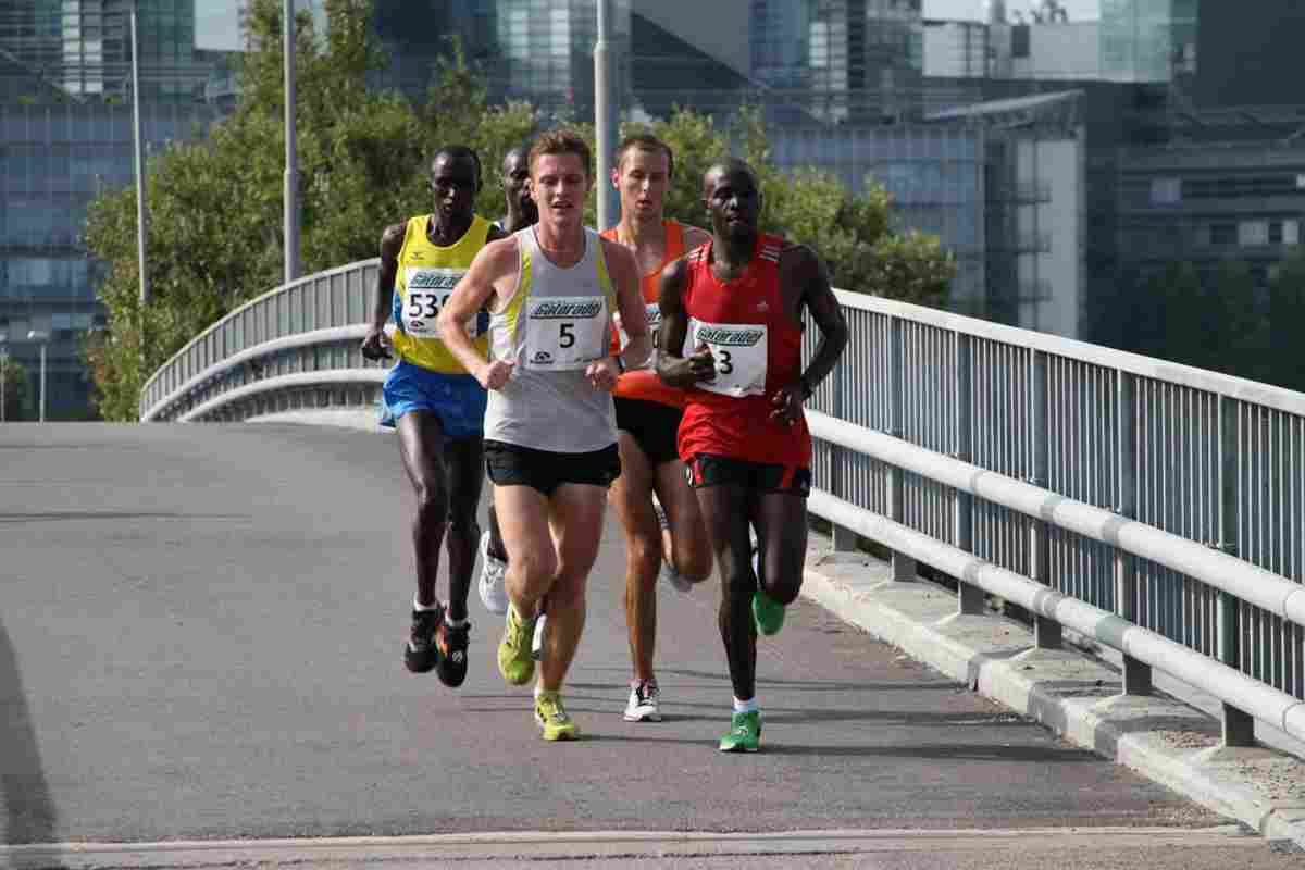 Trieste Running Festival, maratona vietata agli atleti africani: è polemica