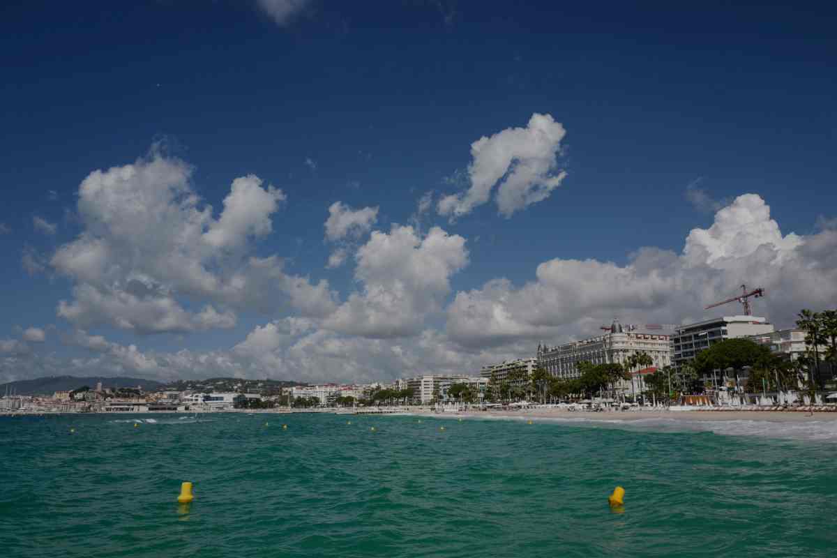 Premiata Imperia con la Bandiera Blu: prima volta nella storia