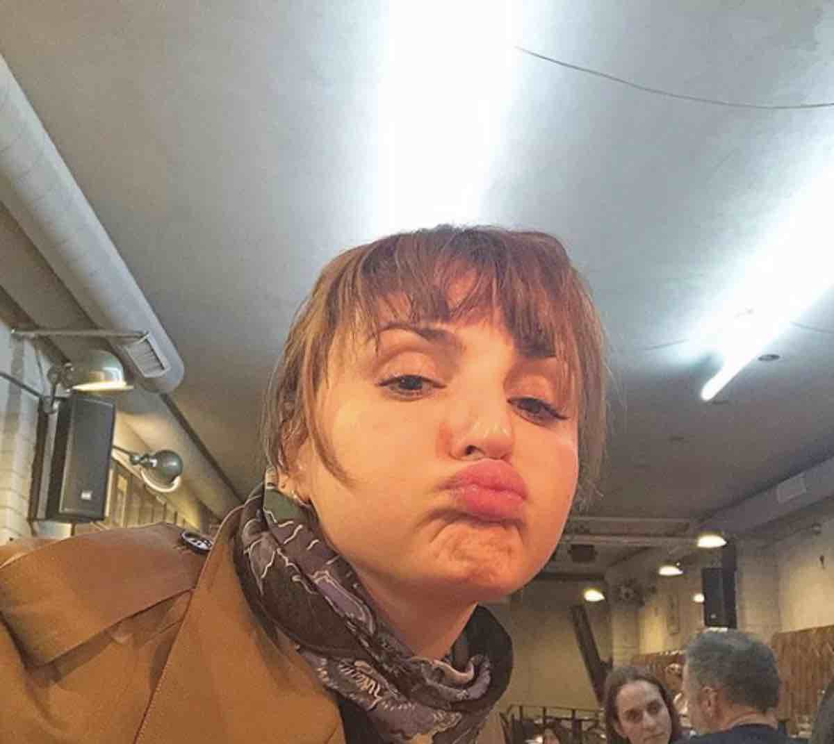 Arisa, madre indagata per falsa invalidità 