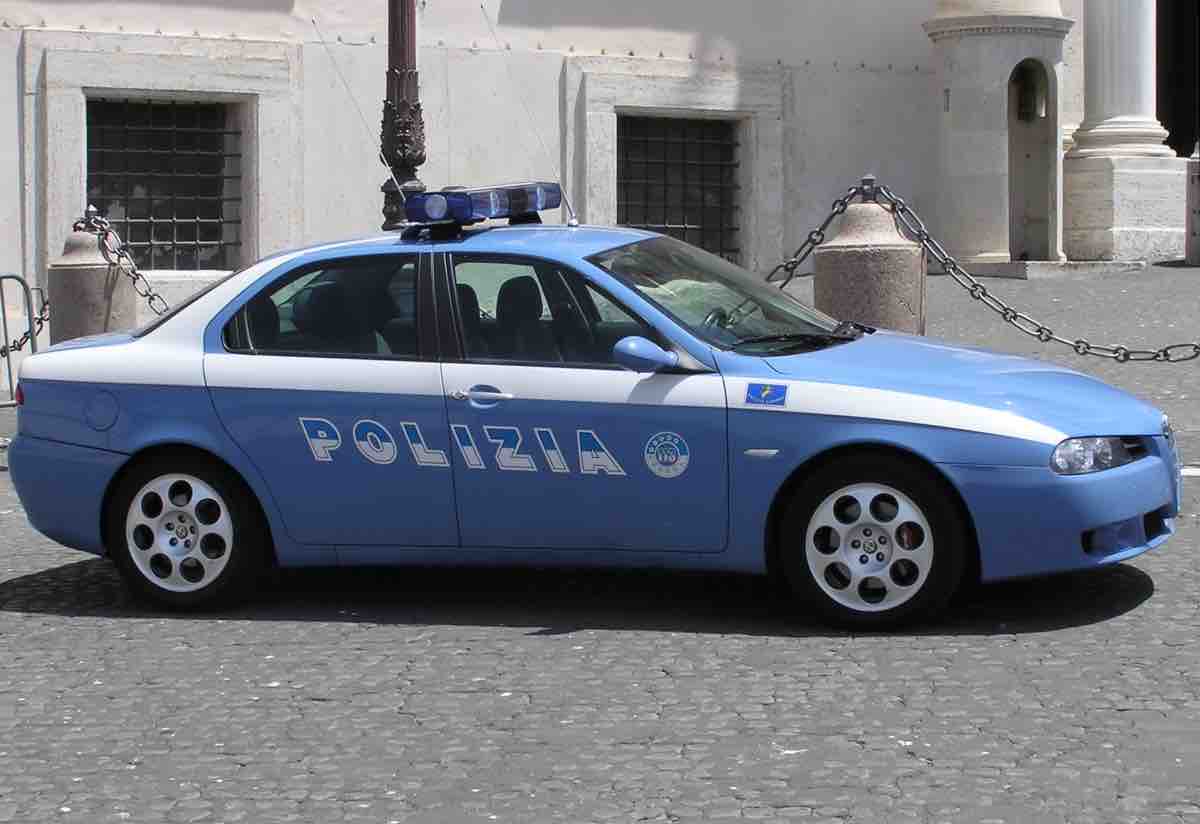 Napoli, arrestati ladri centro scommesse