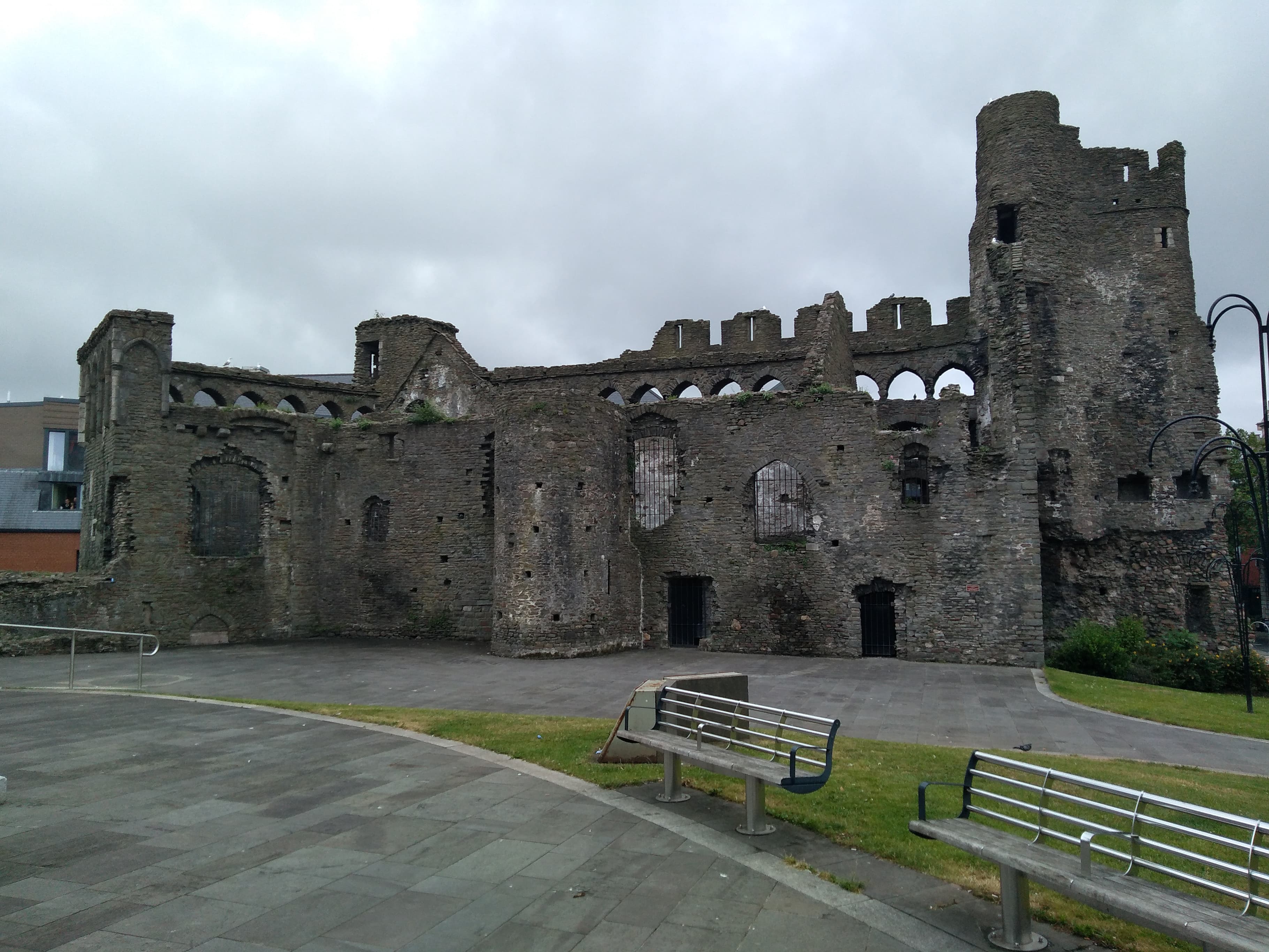 Castello Swansea