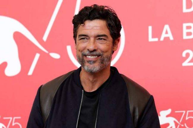 TV8, ‘Ex’: trama e cast del film con Claudio Bisio