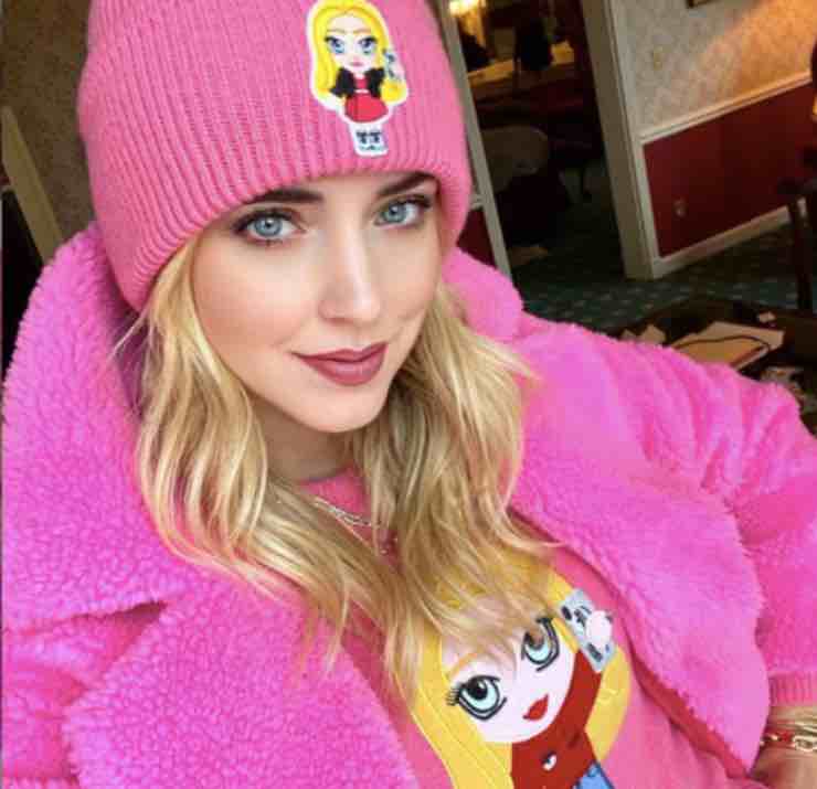 Chiara Ferragni su Instagram: la bambola è il miglior regalo per Natale