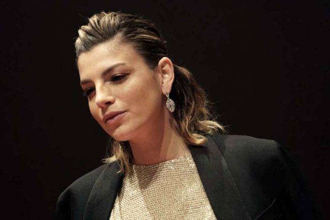 Emma Marrone dopo le cure manda un messaggio ai fan