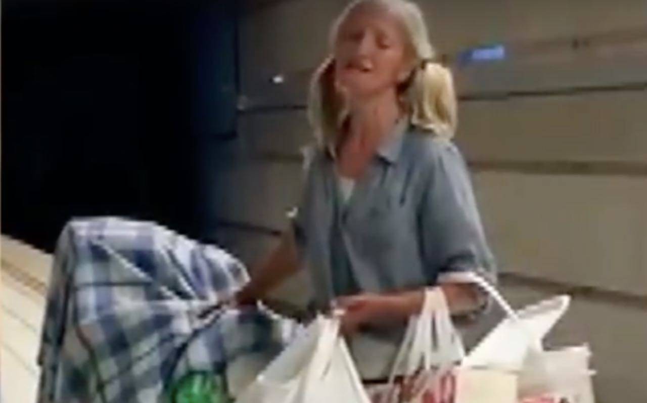 Scritturata la senzatetto che canta Puccini in metro: poi cambia tutto