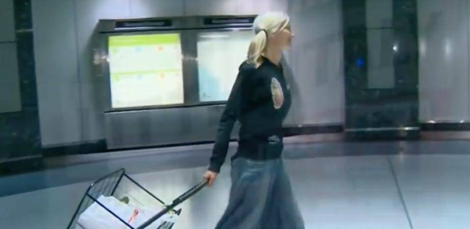 Scritturata la senzatetto che canta Puccini in metro: poi cambia tutto