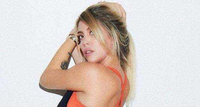 Wanda Nara bollente su Instagram: che forme ! - FOTO