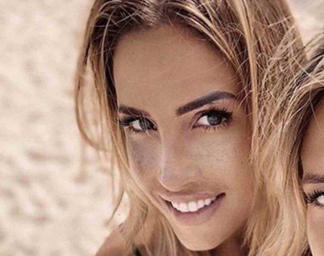 Gaffe della giornalista Giorgia Rossi, dice: "Record di c***o" in diretta