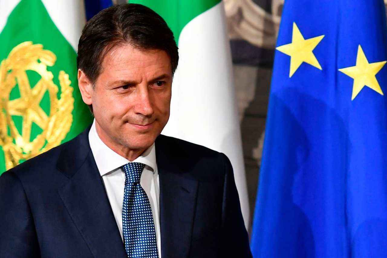 Coronavirus, il premier Giuseppe Conte: "Tutta Italia zona protetta"