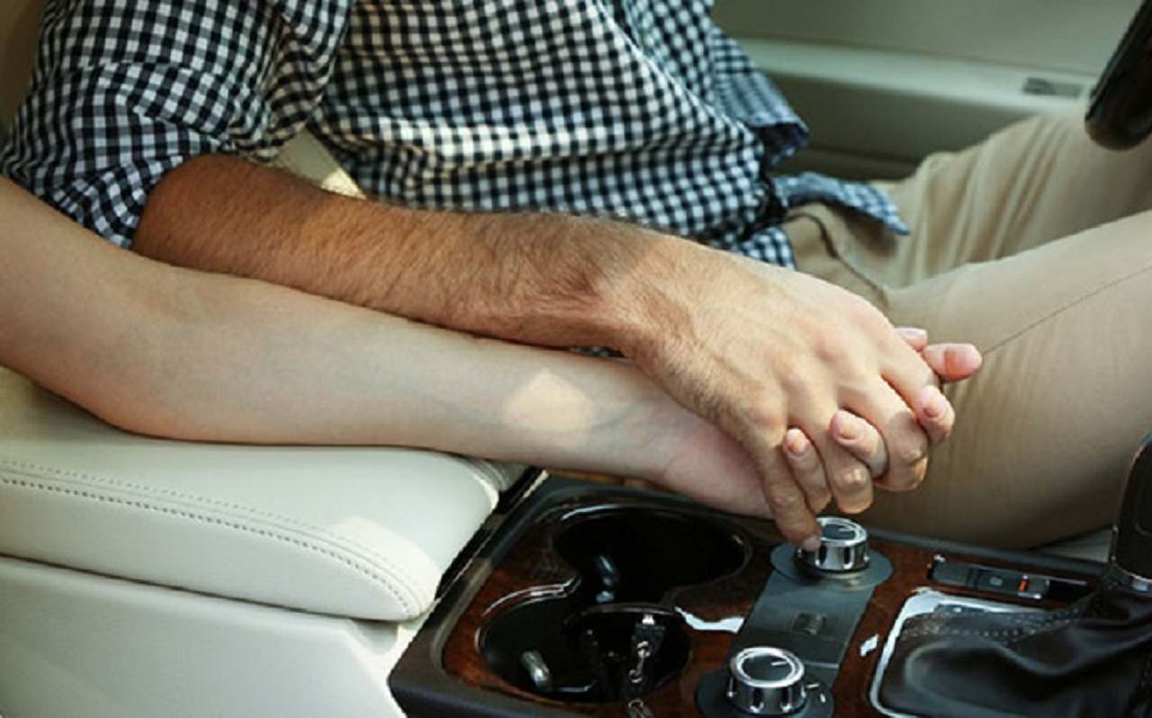 Intimità auto rischi denuncia multa