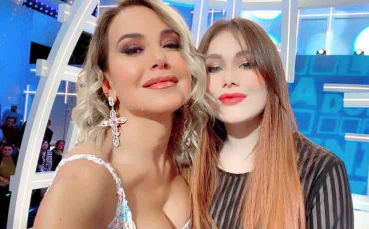 Domenica Live cambia orario, perché? La rivelazione di Barbara D'Urso