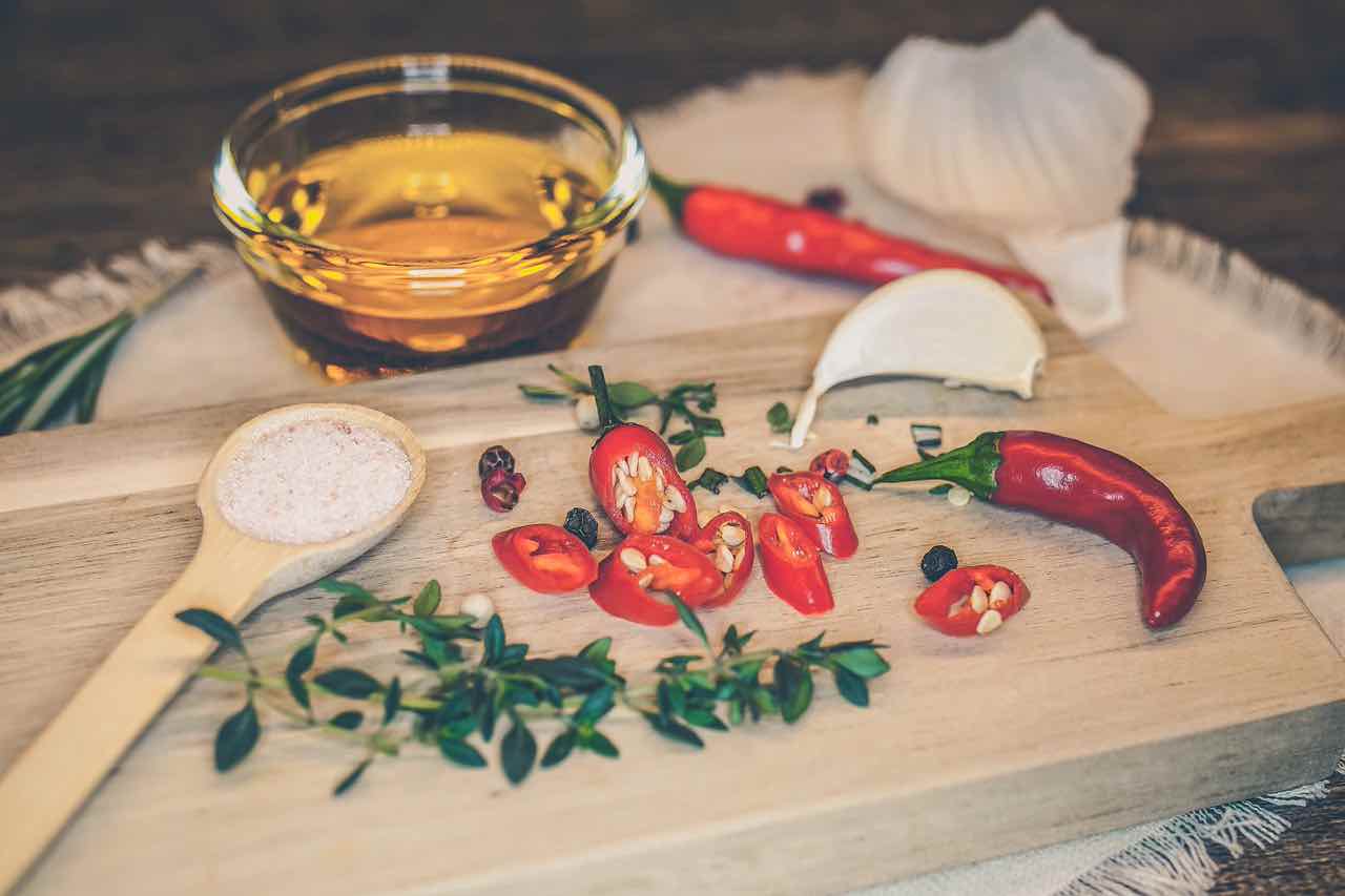 Fagioli e aglio per dimagrire: gli alimenti per eliminare il grasso in eccesso
