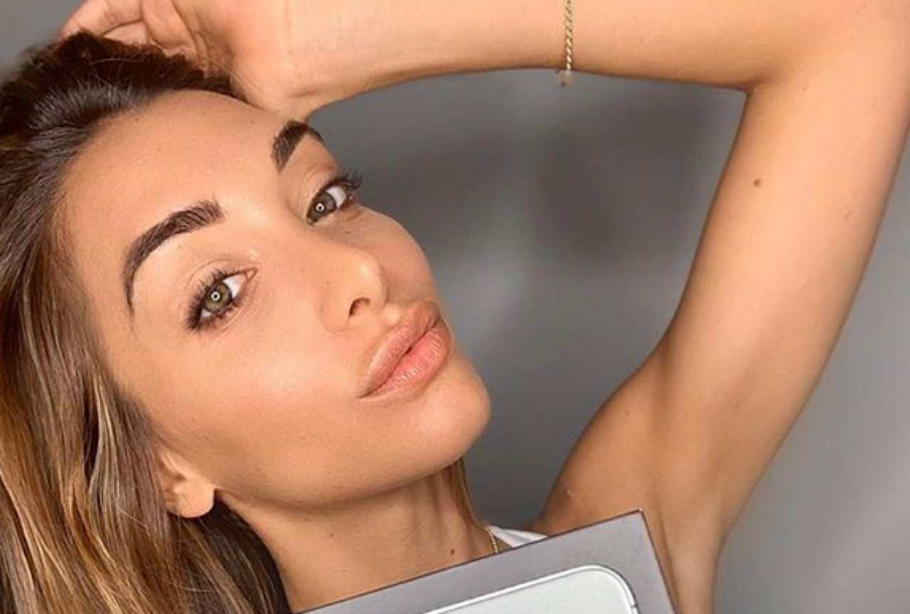 GF Vip, Elisa De Panicis: "Napoli e la Spagna mi fanno sentire cafona"