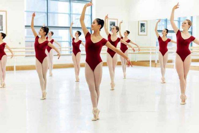 Molestie al Royal Ballet: sospeso coreografo di 33 anni