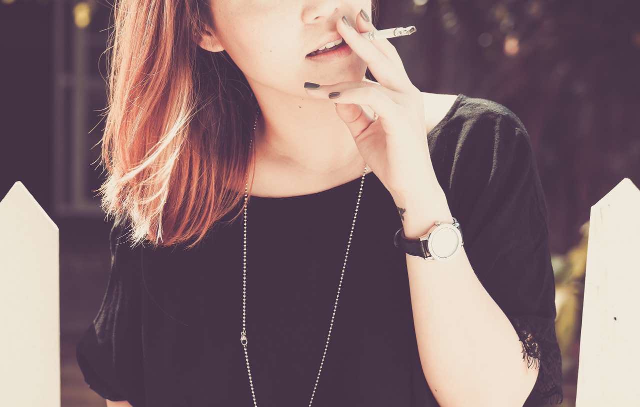 Sigarette e dieta: è vero che smettere di fumare fa ingrassare?