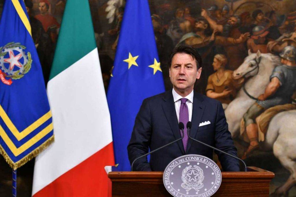 Nuove misure economiche Covid-19, Conte: "350 miliardi per emergenza"