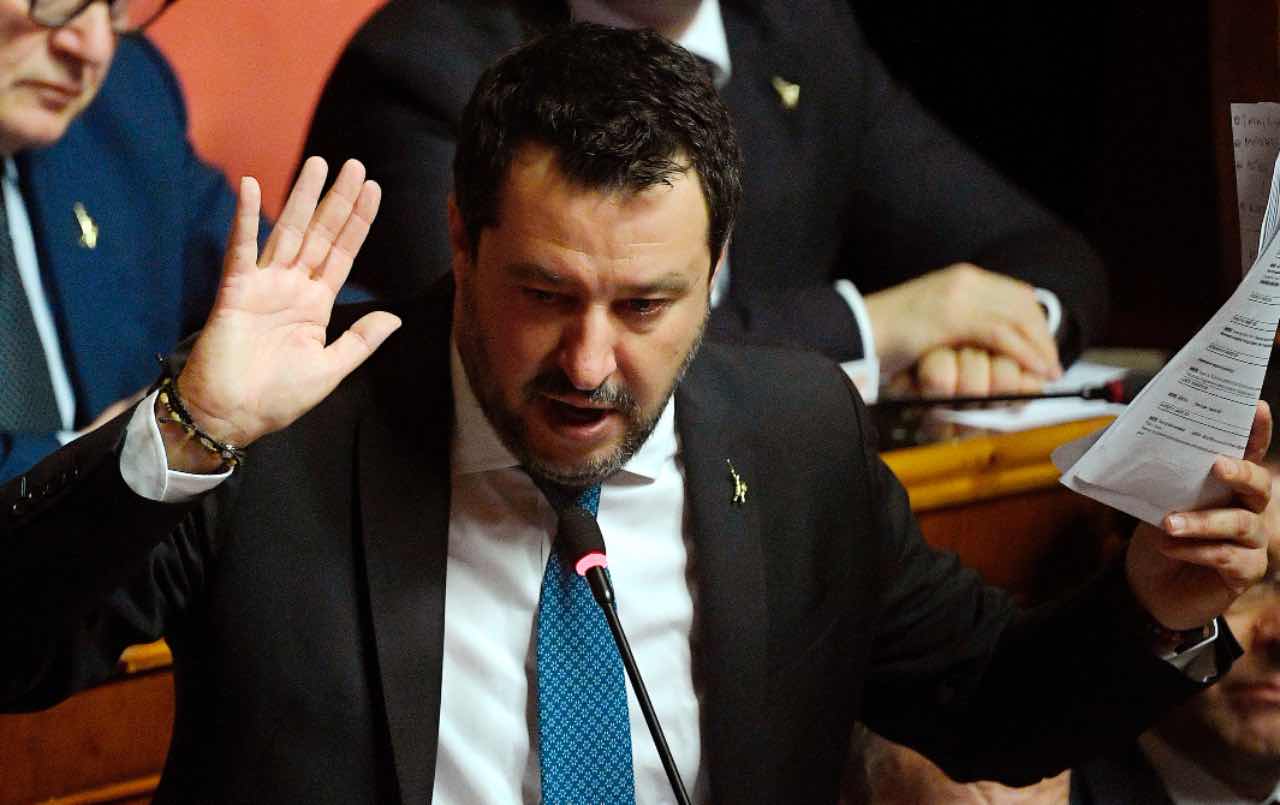 Coronavirus, Matteo Salvini pronto al tampone: uomo della scorta positivo