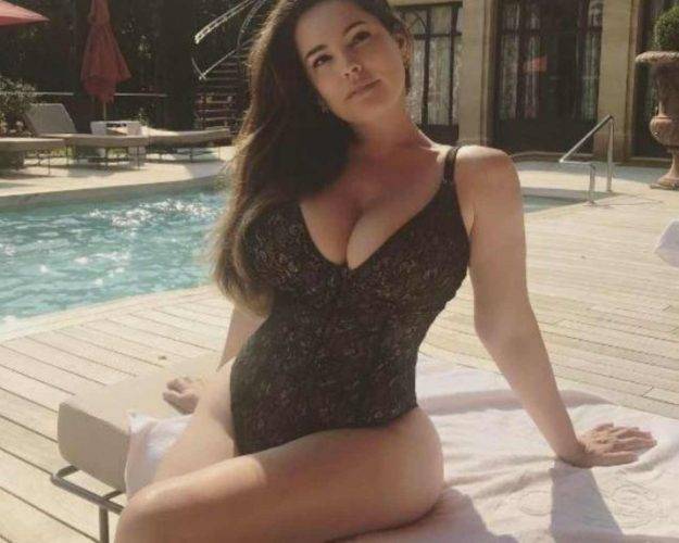Kelly Brook: la donna che per la scienza ha il corpo perfetto
