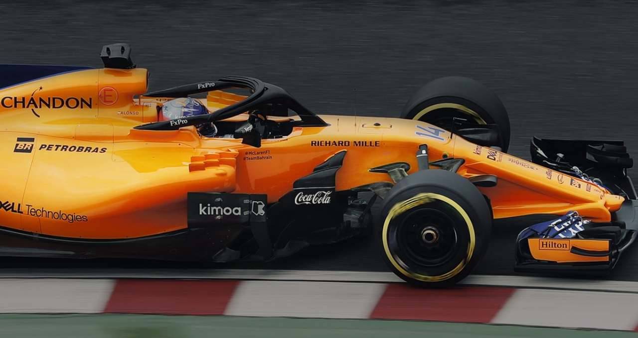 Coronavirus, membro McLaren positivo: il team si ritira dal Gp d'Australia