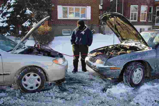 Auto ferme da tempo: cosa fare se la batteria è scarica