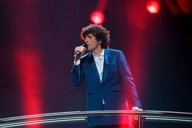 Ermal Meta: "Mia madre mi fece un regalo ma non aveva i soldi"