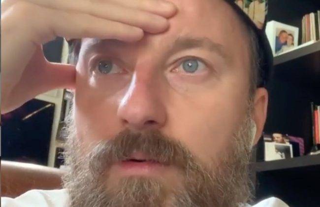 Francesco Facchinetti si lascia andare alla tristezza: "Manchi da impazzire"