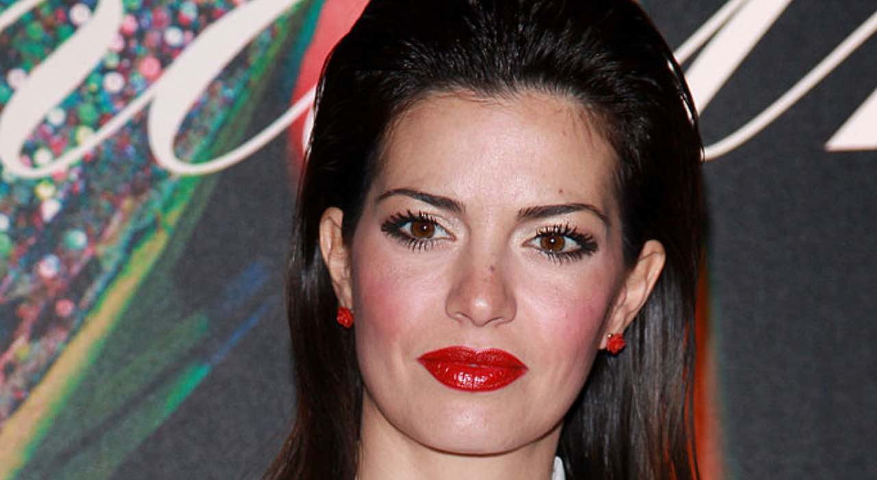 Laura Torrisi sexy contadina: 'carciofara', dal film alla realtà