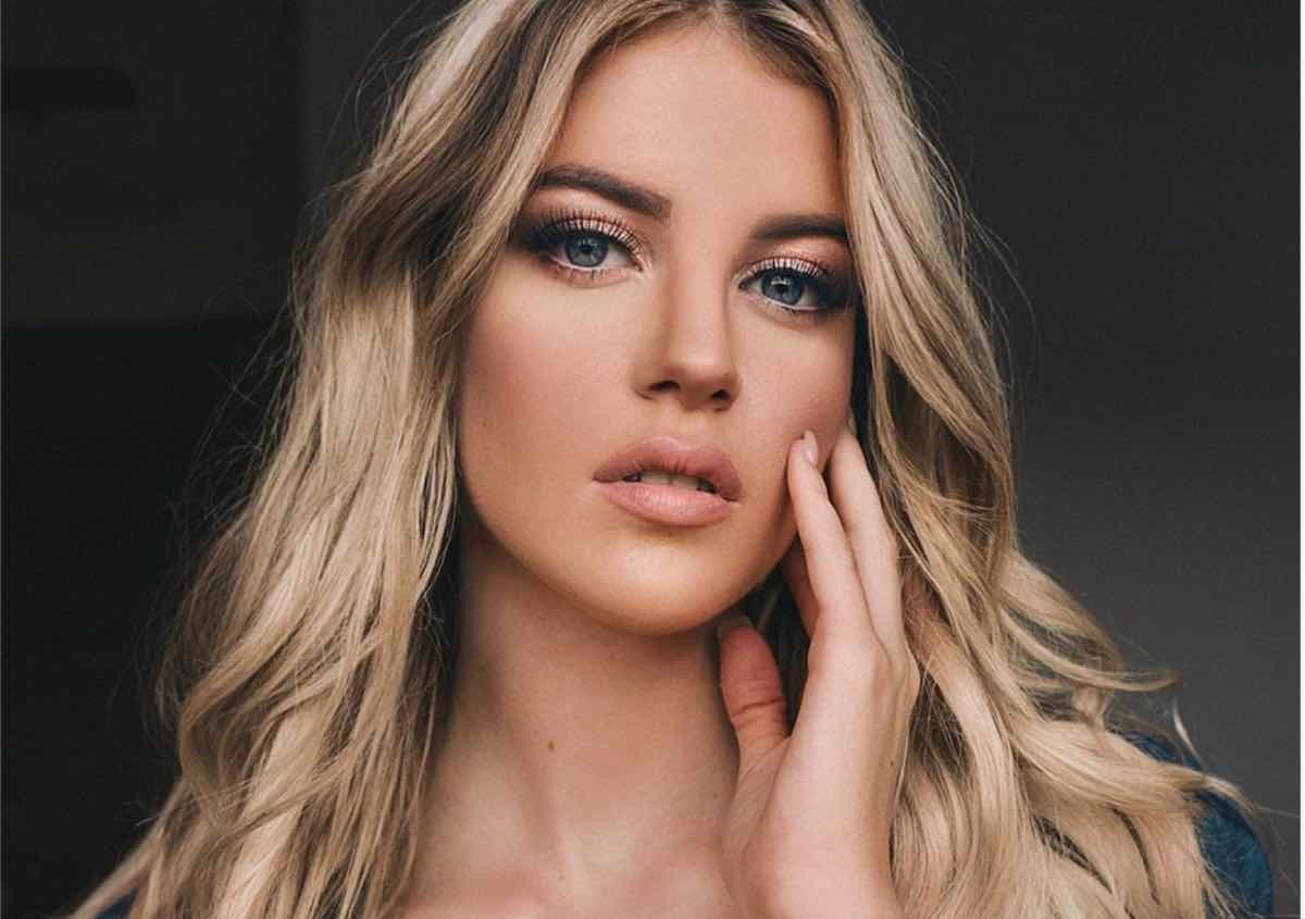 Sara Croce Instagram