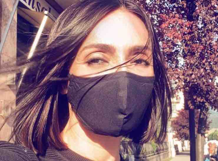 Ambra Angiolini confessa: "Mi sono sempre sentita stupida"Ambra Angiolini confessa: "Mi sono sempre sentita stupida"