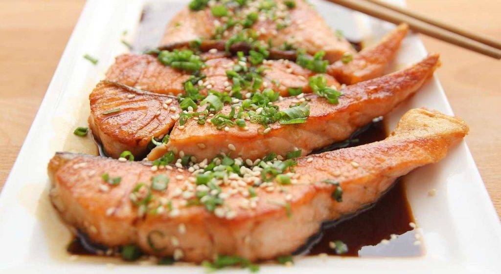 dieta anti colesterolo salmone