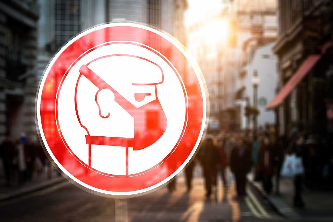 Visiere VS mascherine: qual è il miglior dispositivo contro il Covid-19?