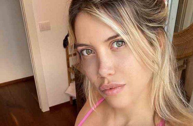 Wanda Nara pronta per l'allenamento, ma quell'inquadratura...