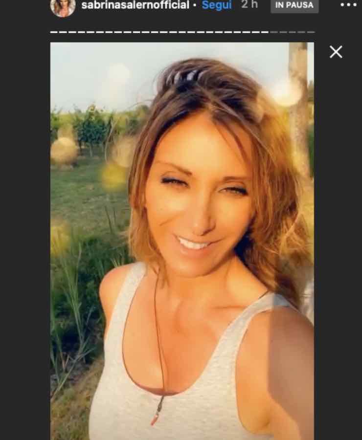 Sabrina Salerno oggi cerca la luce, ma buio e tempesta sono in arrivo