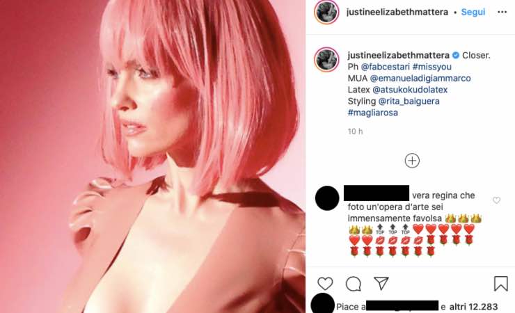 Justine Mattera forme esplosive: total pink, scollatura mai vista