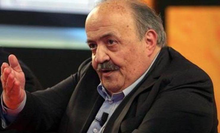 Maurizio Costanzo occhi lucidi, dedica a chi lo guarda da lassù