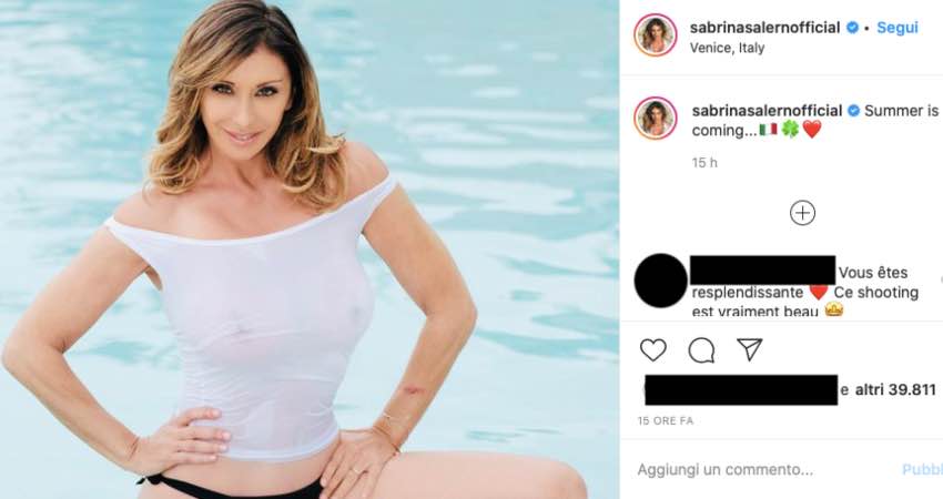 Sabrina Salerno miss maglietta bagnata: trasparenze, fan al tappeto